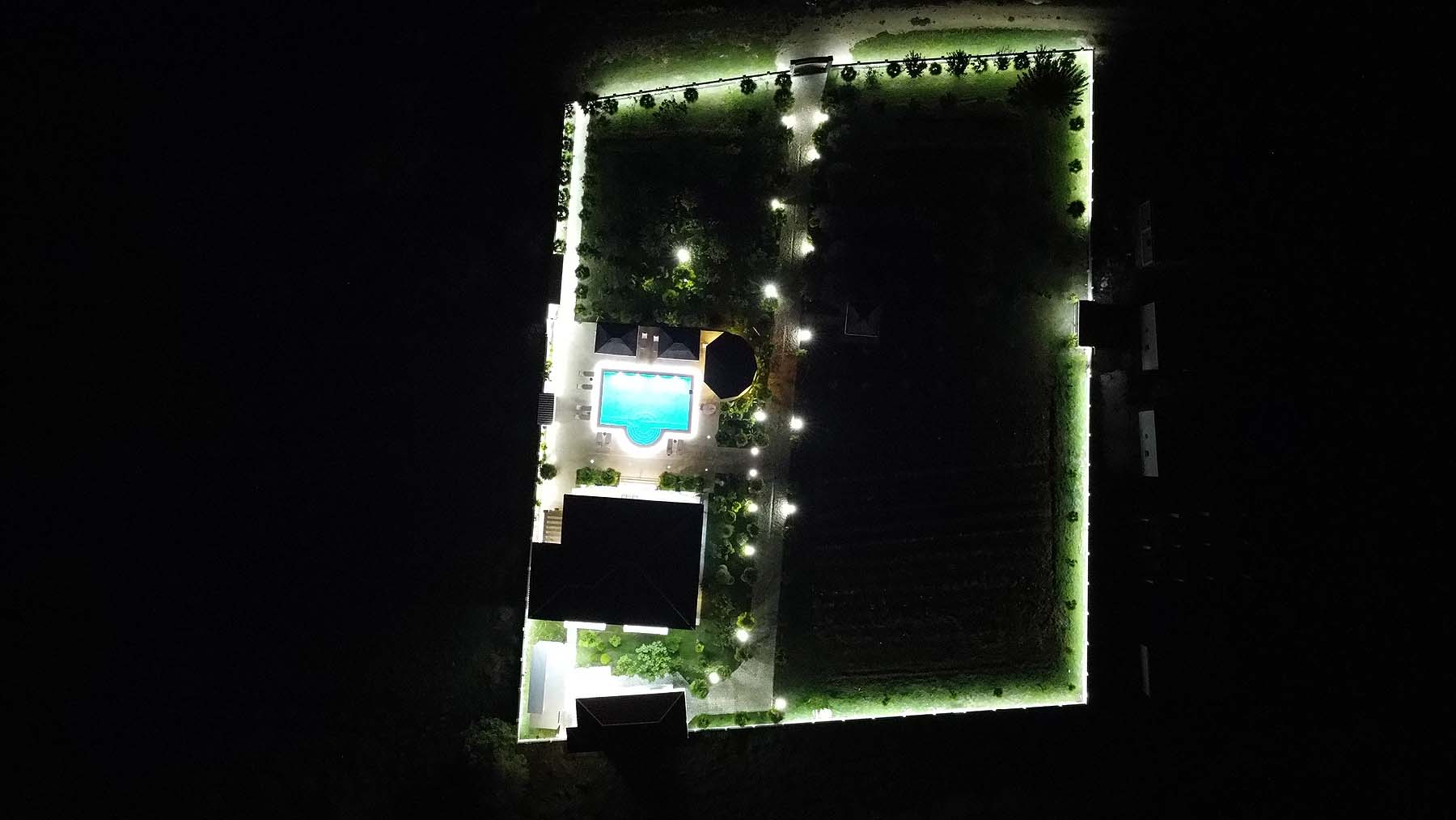 Premium illuminated estate in Ulcinj, Montenegro&mdash;house, pool, landscaped grounds. Exclusive on montenegro-listings.me by Ekosphere doo.