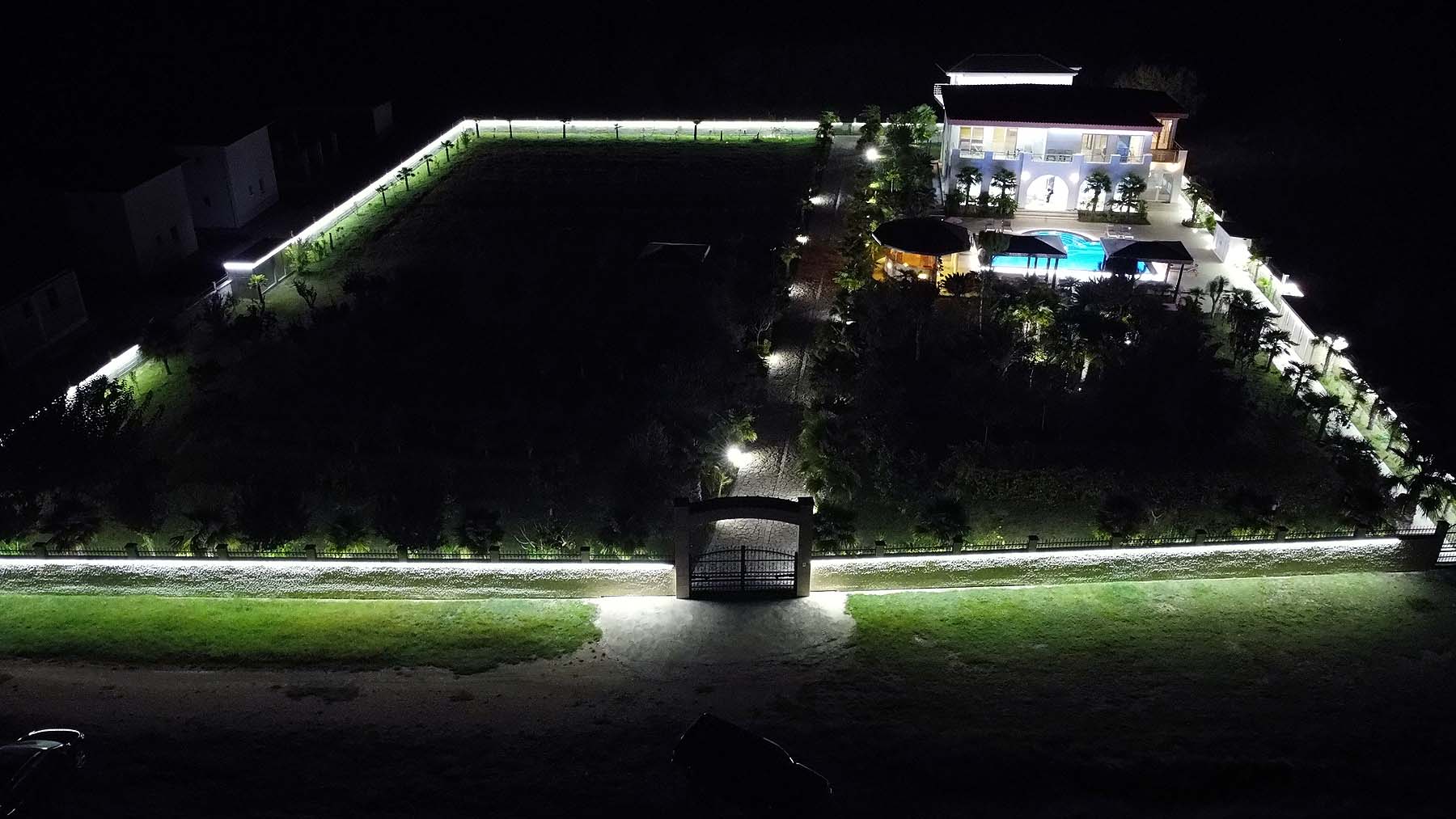 Stunning illuminated villa with pool and landscaped garden in Ulcinj, Montenegro&mdash;an exclusive investment on montenegro-listings.me by ekosphere doo.