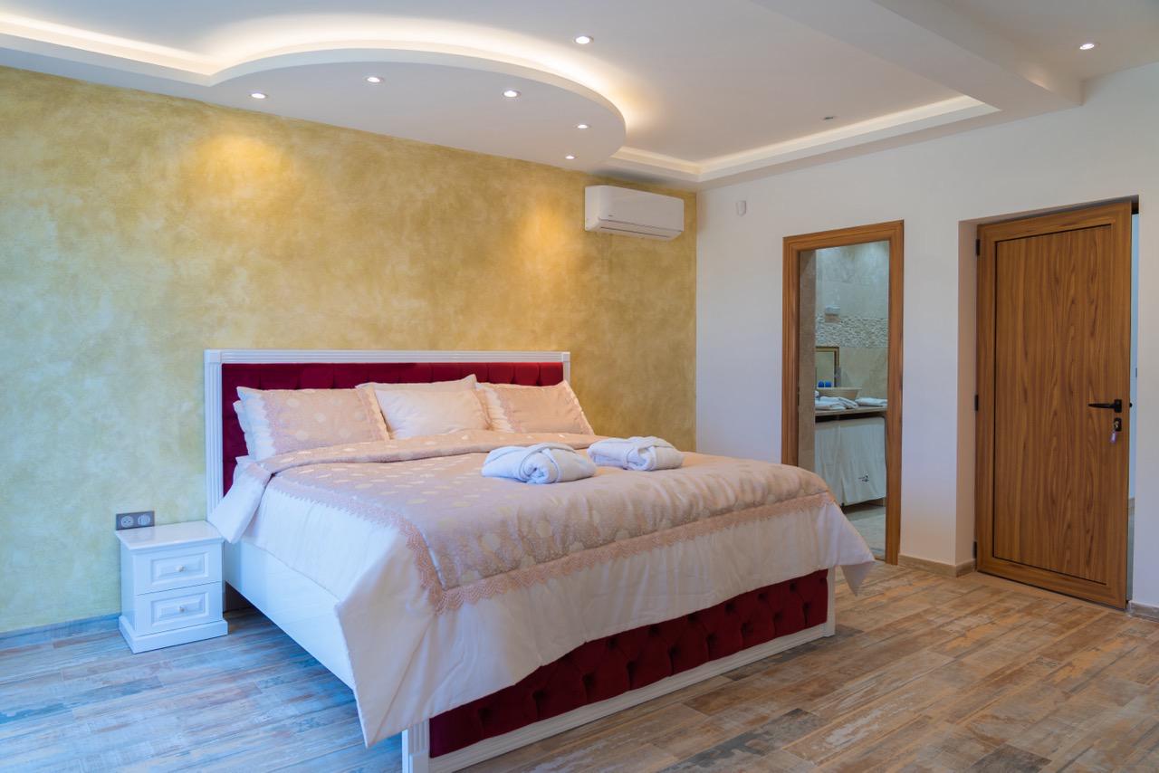 Experience luxurious living in Ulcinj, Montenegro&mdash;modern bedroom with premium finishes, ideal for investment. montenegro-listings.me by ekosphere doo.