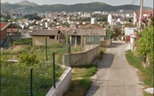 Prime Ulcinj real estate: investment properties with gardens, fenced yards, cityscape and hills. Listed on montenegro-listings.me by ekosphere doo.