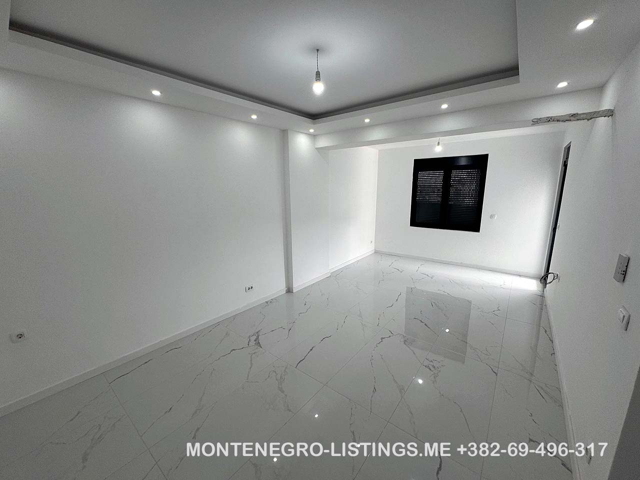Contemporary, bright room in Ulcinj with marble floors and premium finishes&mdash;ideal Montenegro property. montenegro-listings.me by ekosphere doo.