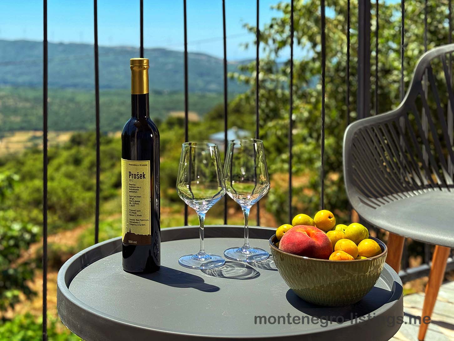 Experience Ulcinj, Montenegro living: wine, fruit, lush views. Invest in premium real estate with montenegro-listings.me by ekosphere doo.