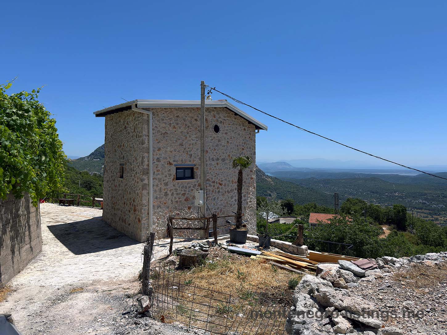 Discover this charming stone house with a white roof, lush views, and prime Ulcinj location&mdash;an Ekosphere doo gem on montenegro-listings.me.