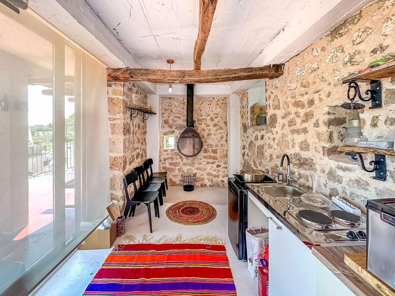 Frequently Asked Questions 9 FAQ Ulcinj real estate — legal & tax overview