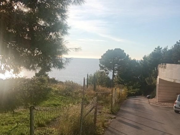 Prime Ulcinj investment: modern multi-story property, sea view, lush greenery, exclusive at montenegro-listings.me by ekosphere doo.