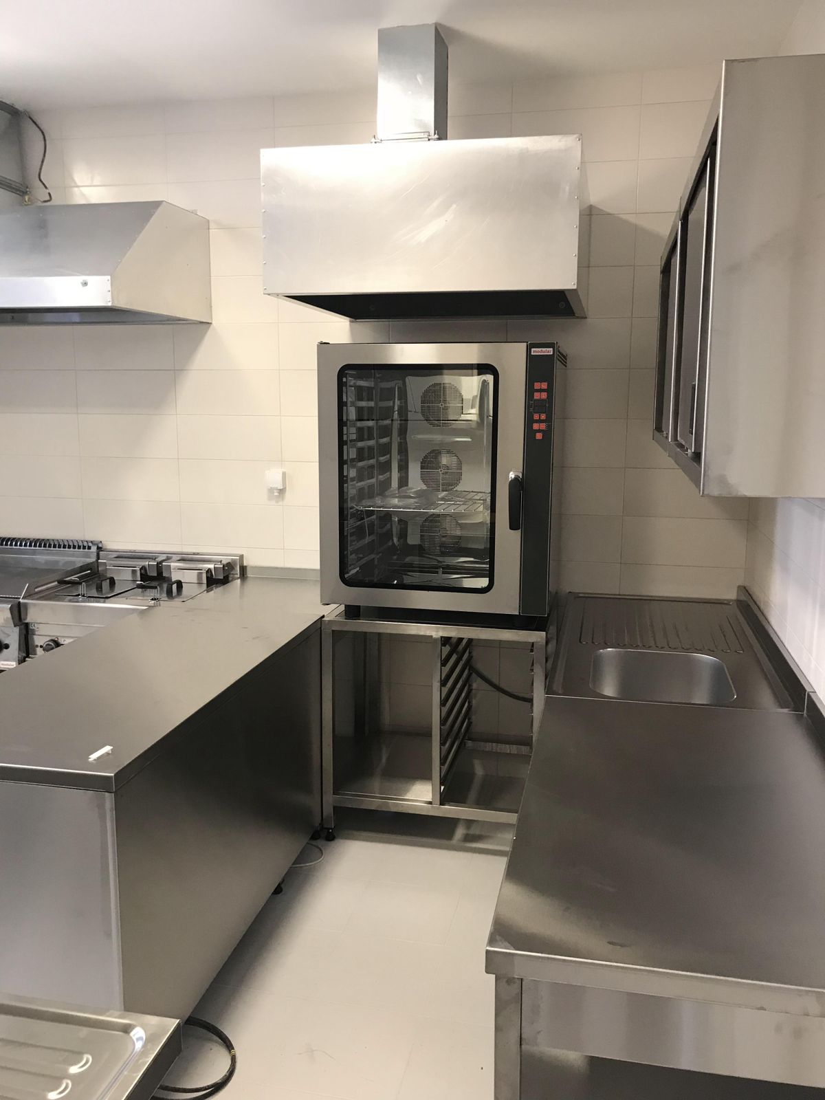 Modern commercial kitchen for sale in Ulcinj, Montenegro&mdash;premium stainless steel, top appliances, great investment by ekosphere doo.